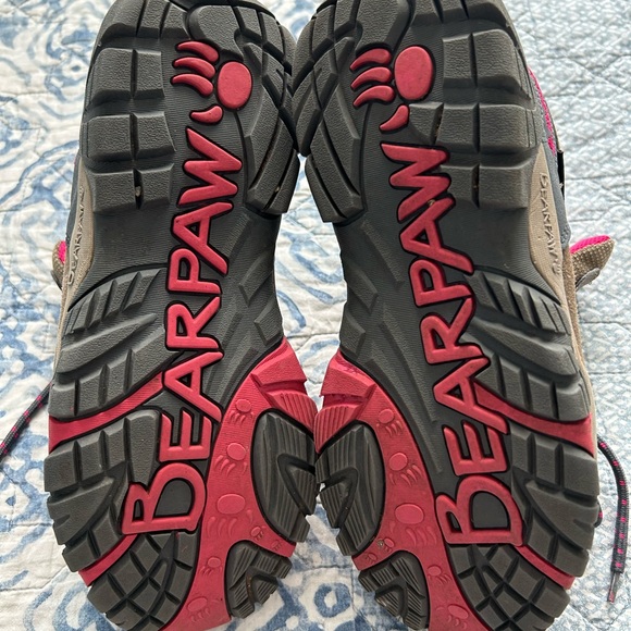BearPaw high-top hiking shoes Size 8W brown - Picture 5 of 7